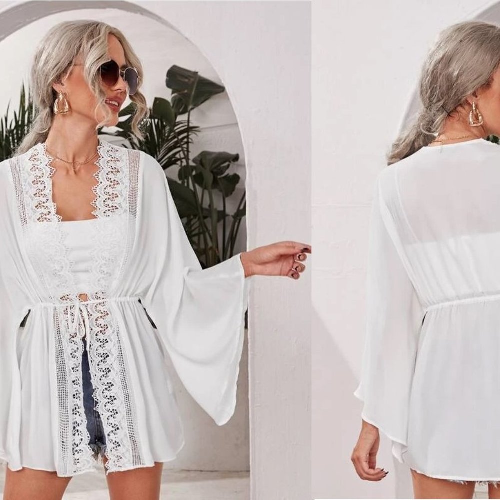NEW! Size 8/10 Lace Insert Tie Front Kimono
